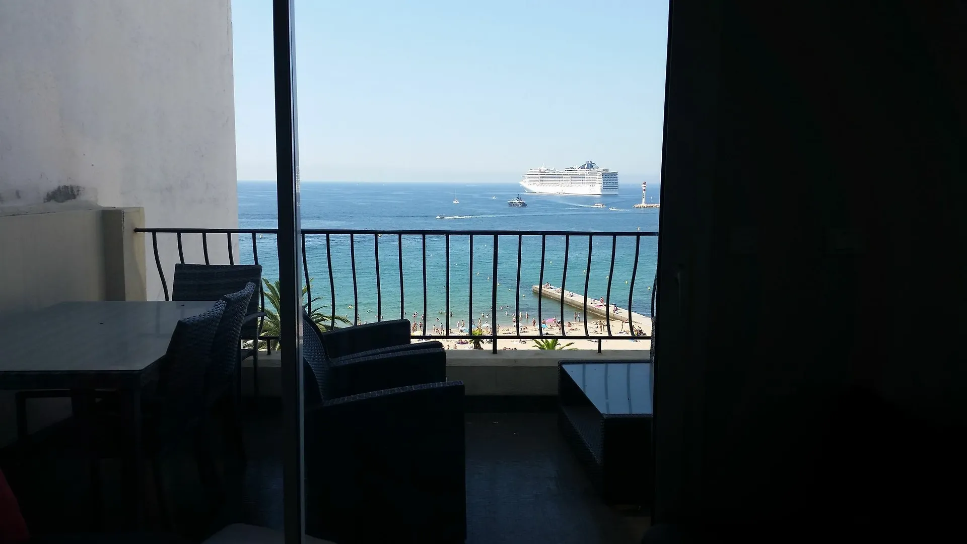 Apartment Azur Best Hoursing Cannes France